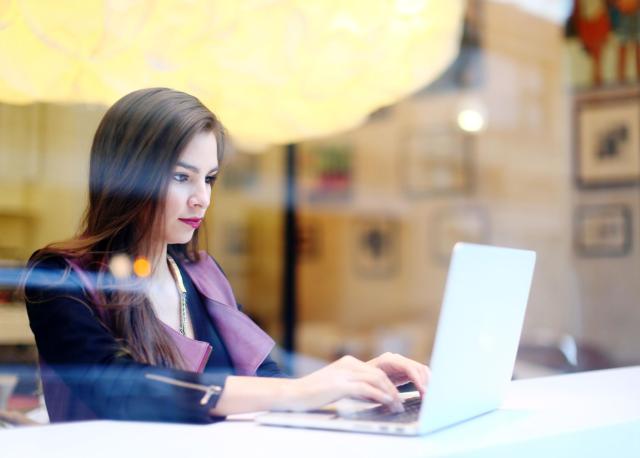 Essay writing courses online